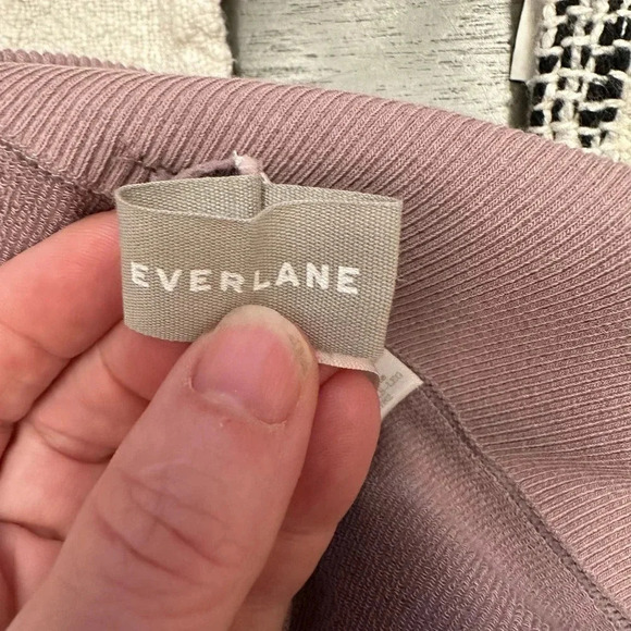 Everlane NWT’s high rise Seamless Leggings. Size Xl/XXL - Picture 7 of 8